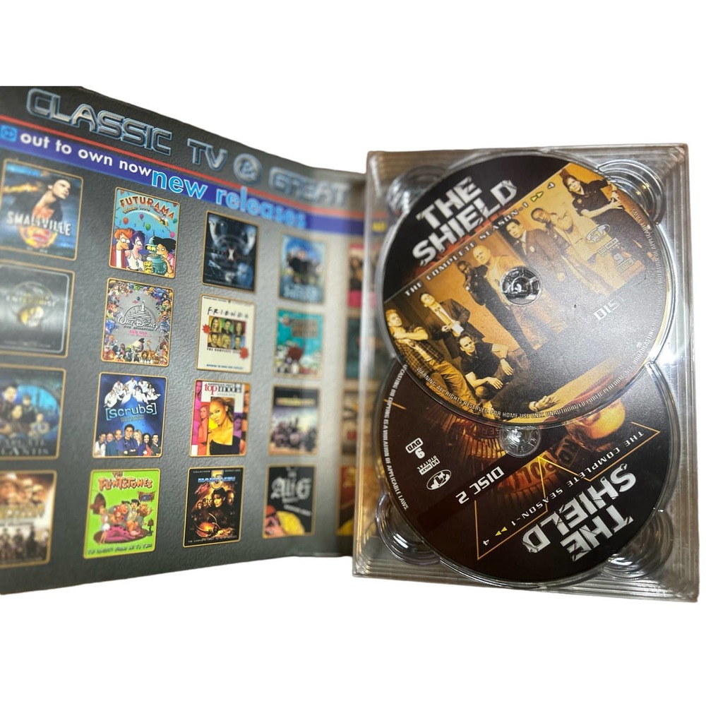 The Shield Collectors Edition Season 1 DVD Set TV Show Series Collectible Rare